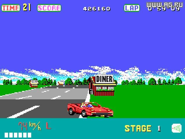 OutRun ROM Gameplay Screenshot 2